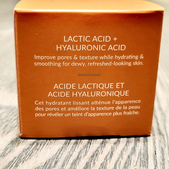 NIB ExfoliKate Glow Moisturizer - Picture 5 of 7